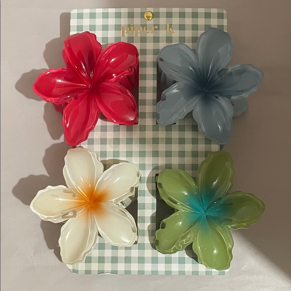 Piper.K Colorful 4-Pack Flower Hair Clips
